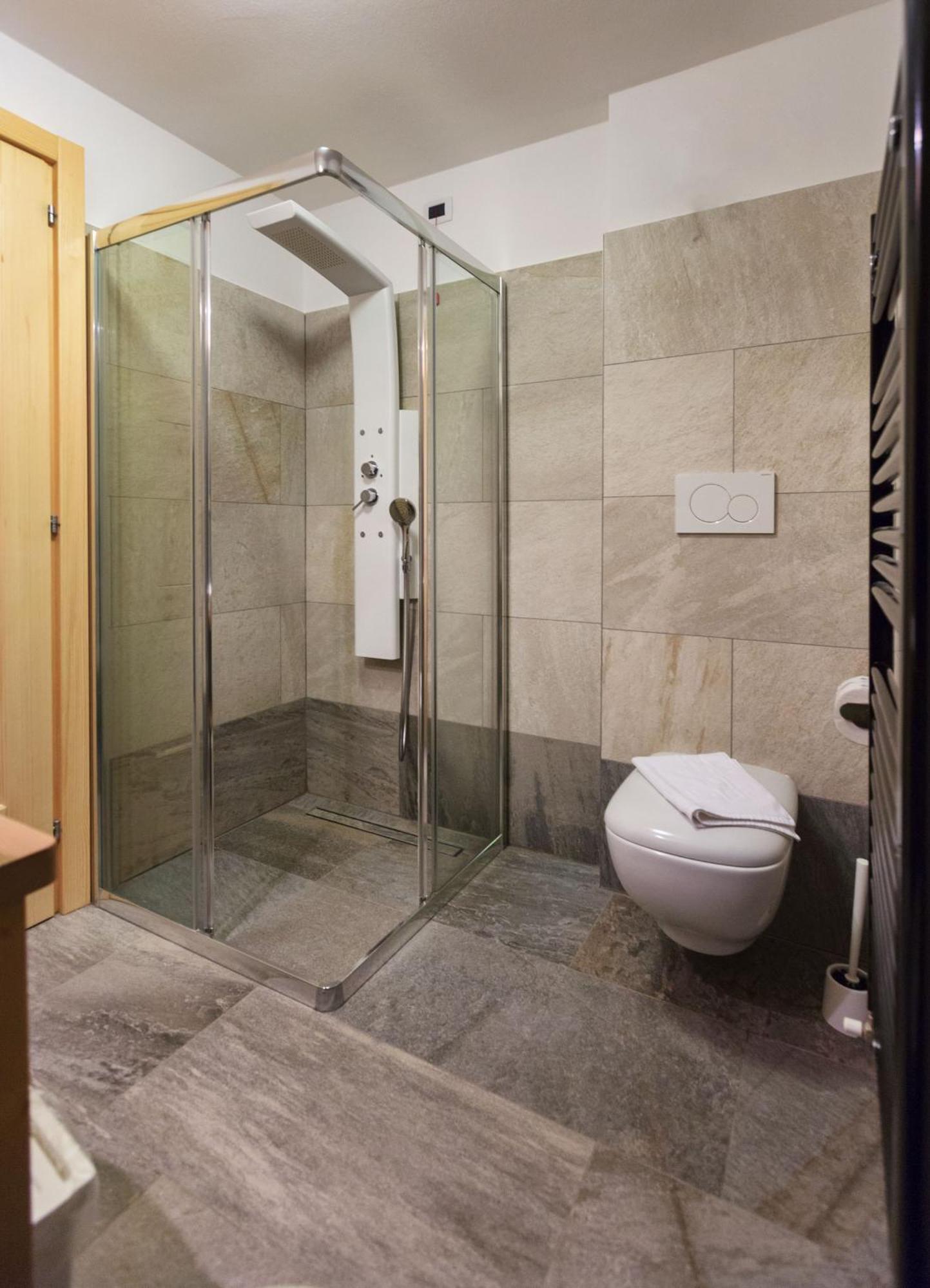 La Marmote Albergo Diffuso Di Paluzza Ronc Exteriér fotografie